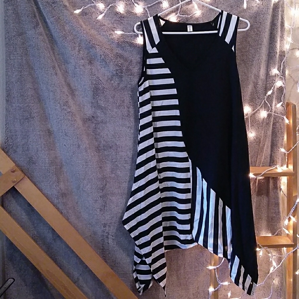 🌼SALE🌼New Extra Long Sleeveless Tunic/Dress🌼